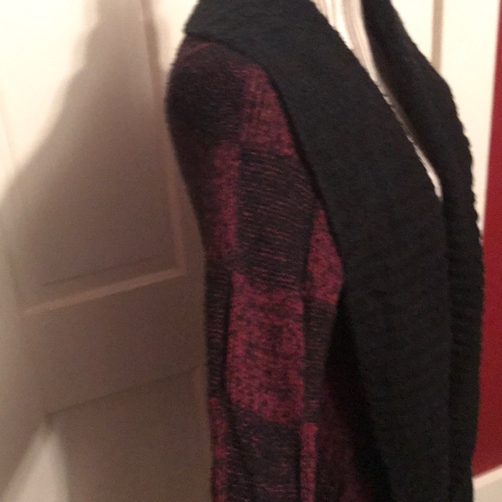Sweater - Picture 2 of 2